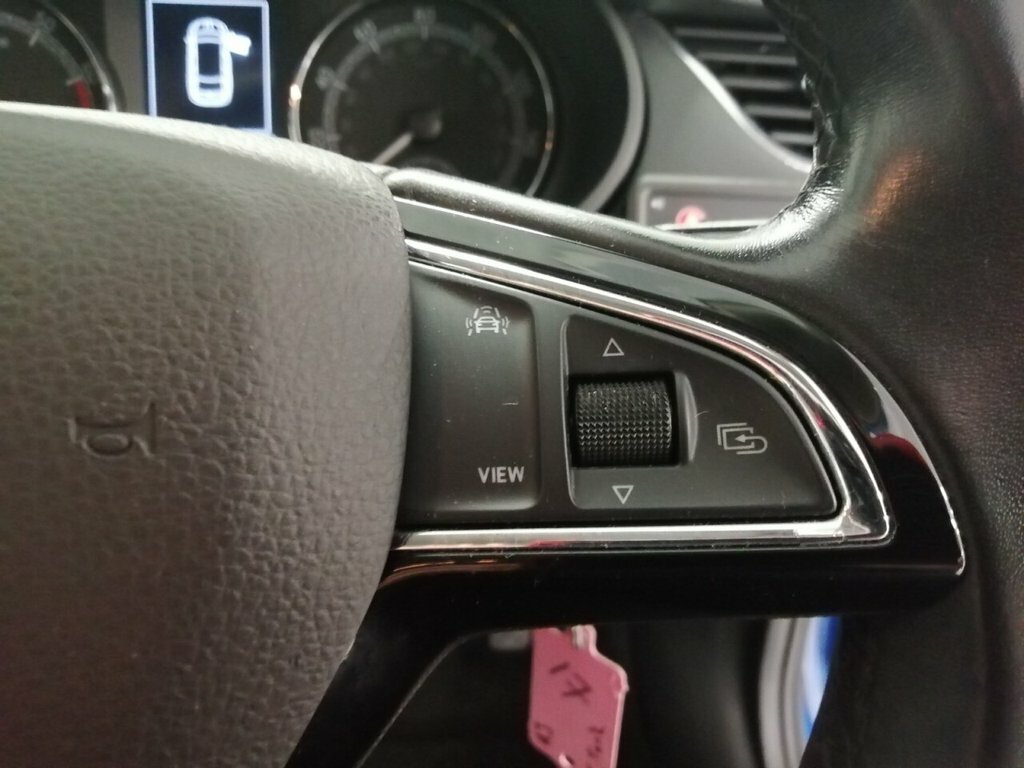 Skoda Octavia  Red #9
