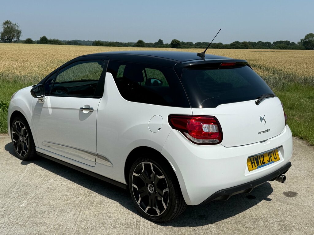 Citroen DS3 Hatchback 1.6 Vti Dstyle Plus Euro 5 201212 Red #7