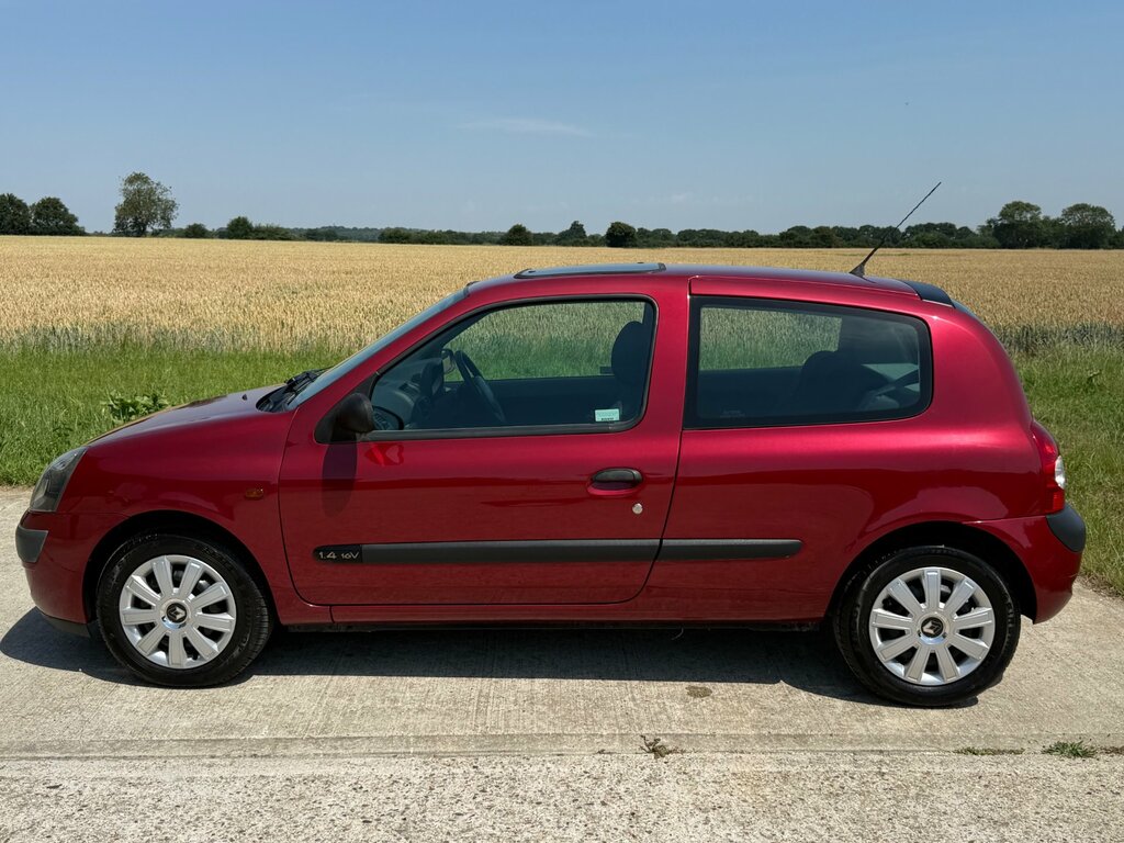 Renault Clio 1.4 Expression 174 Gkm, 9 Red #5