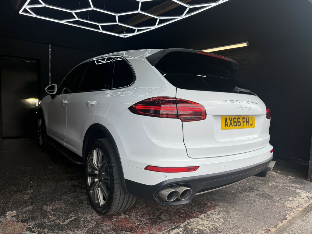 Porsche Cayenne 3.0 Td V6 Tiptronics 4Wd Euro 6 Ss Black #39
