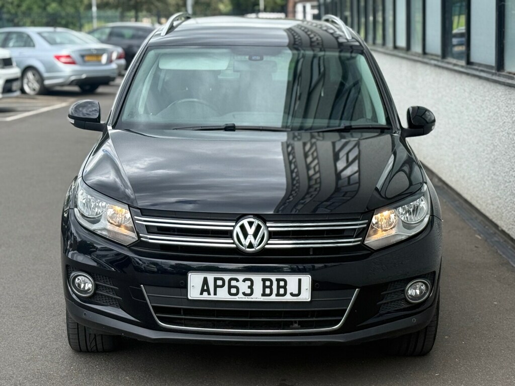 Volkswagen Tiguan 2.0 Tdi Bluemotion Tech Match Black #2