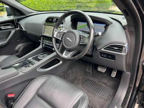 Jaguar F-Pace 2.0 I4 240Ps R-sport Awd Red #79