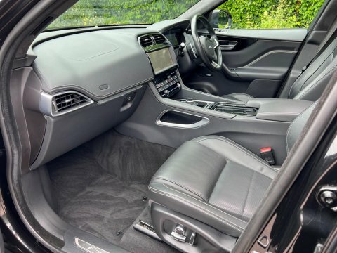 Jaguar F-Pace 2.0 I4 240Ps R-sport Awd Red #34
