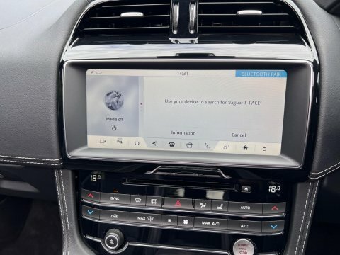 Jaguar F-Pace 2.0 I4 240Ps R-sport Awd Red #82