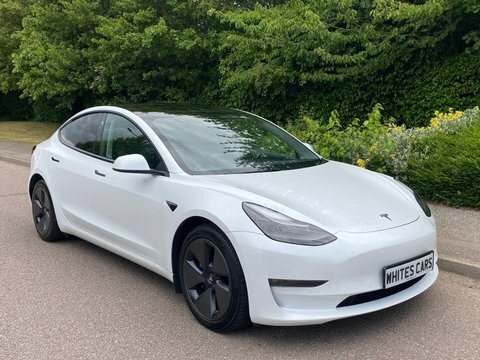 Tesla Model 3 2021 71 Dual White