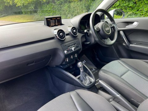 Audi A1 1.6 Tdi Black Edition White #56