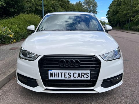 Audi A1 1.6 Tdi Black Edition White #4