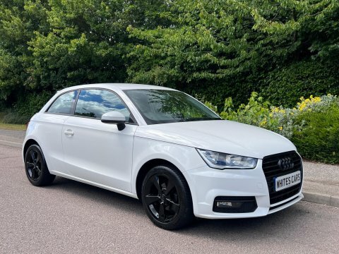 Audi A1 1.6 Tdi Black Edition White #50