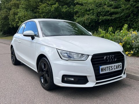 Audi A1 1.6 Tdi Black Edition White #40