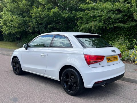 Audi A1 1.6 Tdi Black Edition White #7