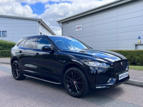 Jaguar F-Pace 2019 69 2.0 Black