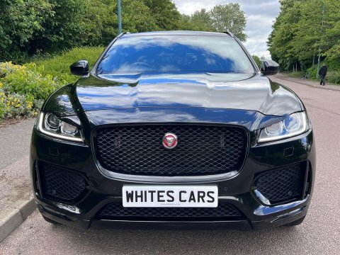 Jaguar F-Pace 2019 69 2.0 Black #5