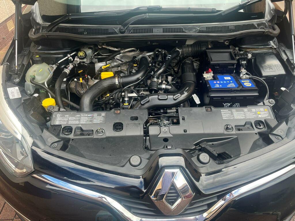 Renault Captur 0.9 Dynamique S Medianav Energy Tce Ss 90 Bhp Black #12