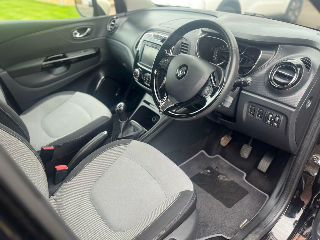 Renault Captur 0.9 Dynamique S Medianav Energy Tce Ss 90 Bhp Black #9