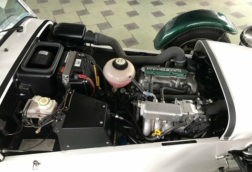 Caterham Seven Roadsport 125 Sigma 1.6L Academy White #18