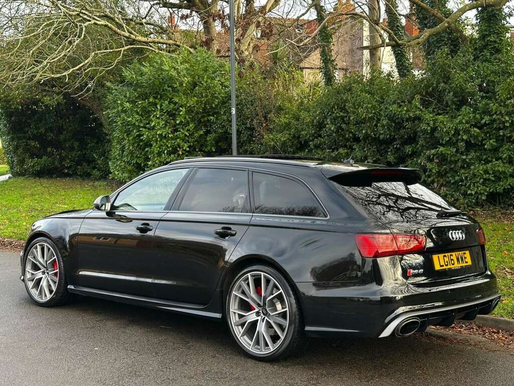 Audi RS6 Estate 4.0 Tfsi V8 Performance Estate T Black #4