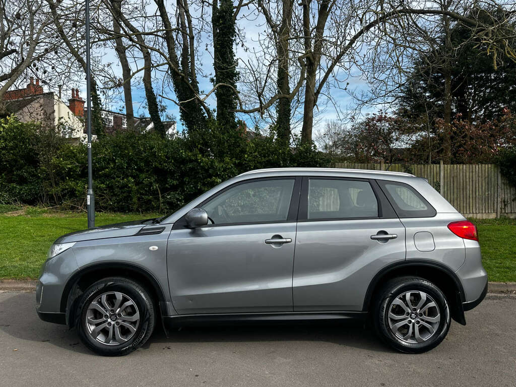 Suzuki Vitara Suv 1.6 Vitara Sz4 201818 BV18GMF Grey #4