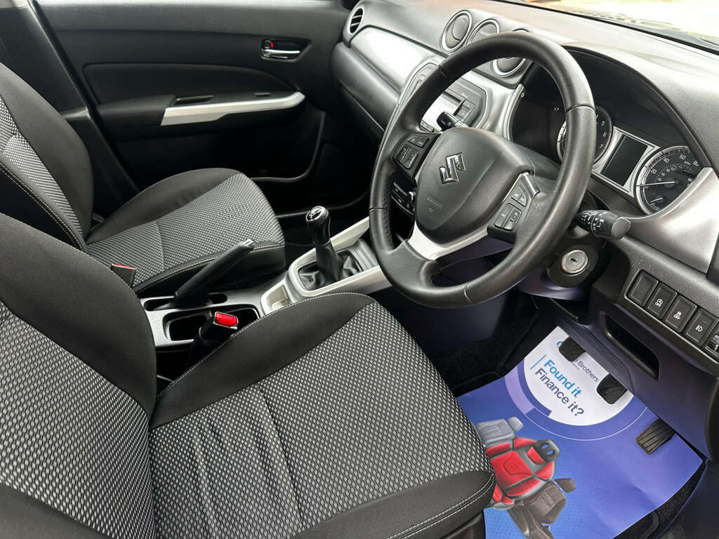 Suzuki Vitara Suv 1.6 Vitara Sz4 201818 BV18GMF Grey #2