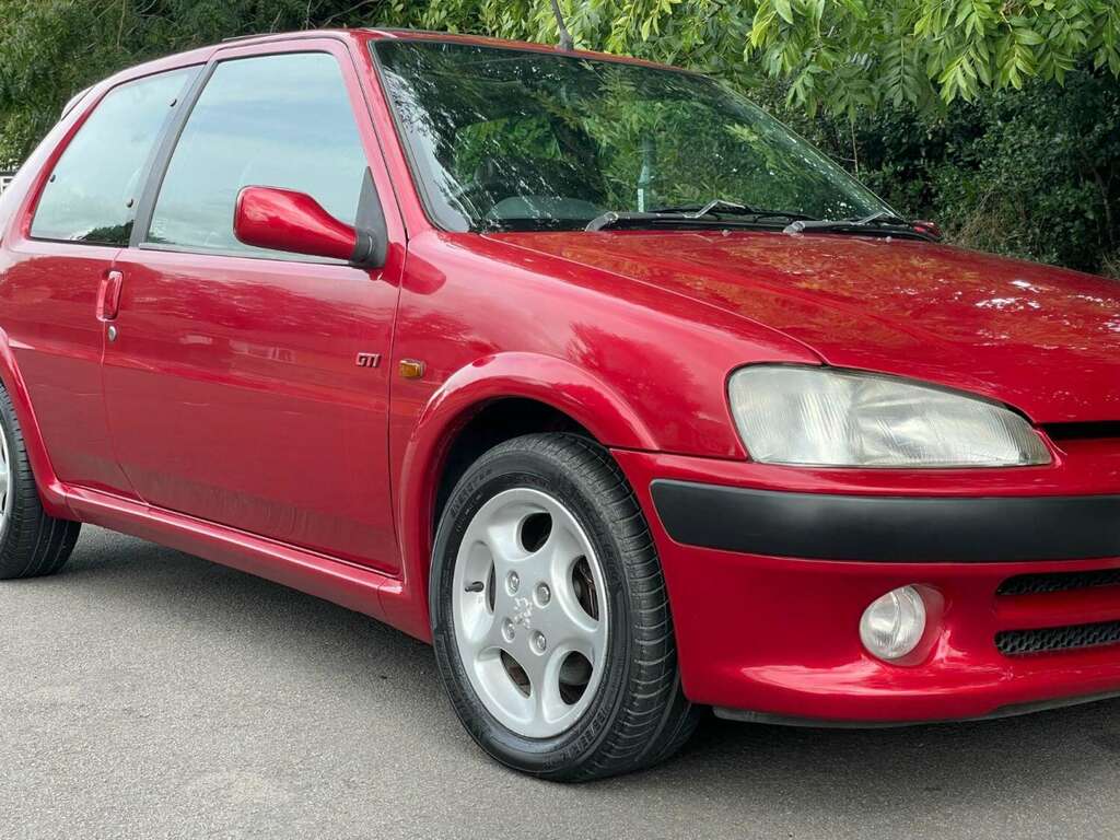 Peugeot 106 XL Red #11