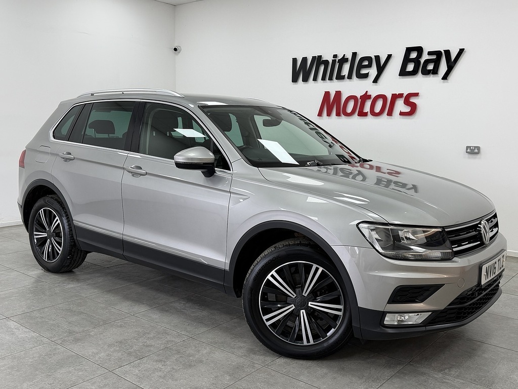 Volkswagen Tiguan Tdi Bluemotion Tech Se Navigation Silver