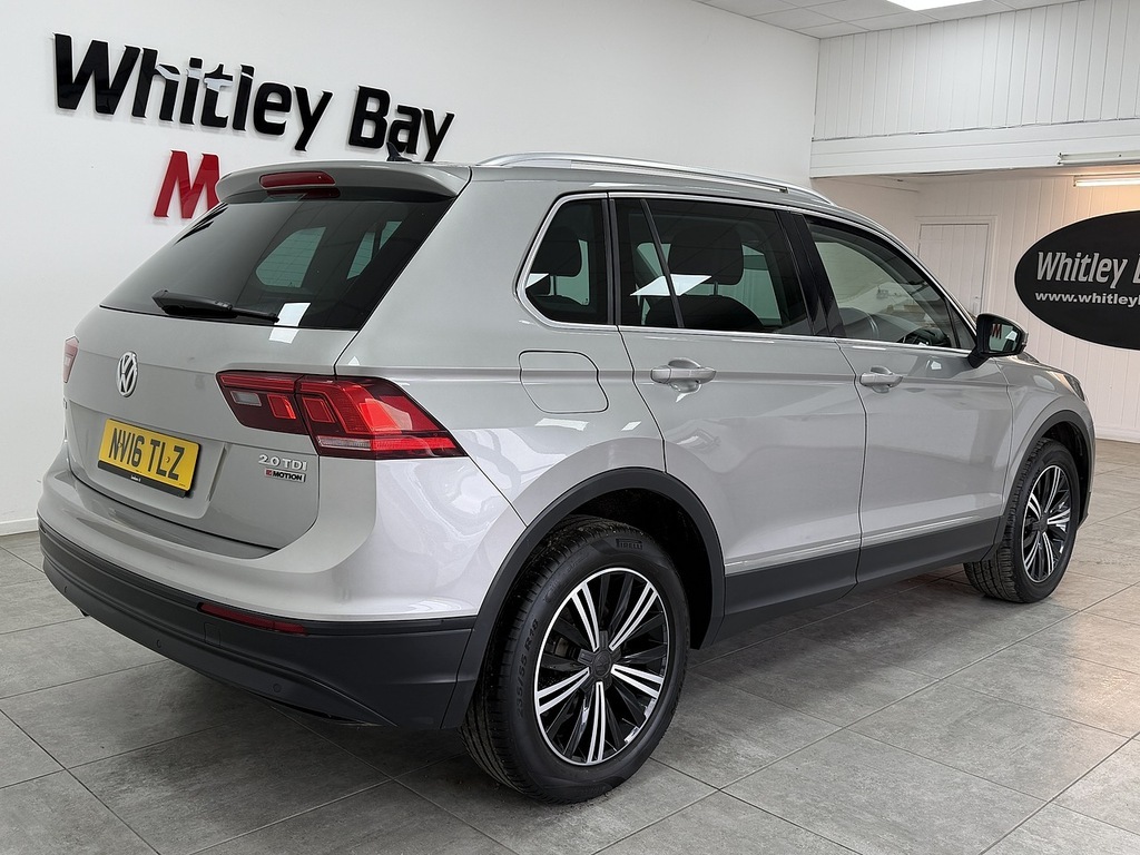 Volkswagen Tiguan Tdi Bluemotion Tech Se Navigation NV16TLZ Silver #3