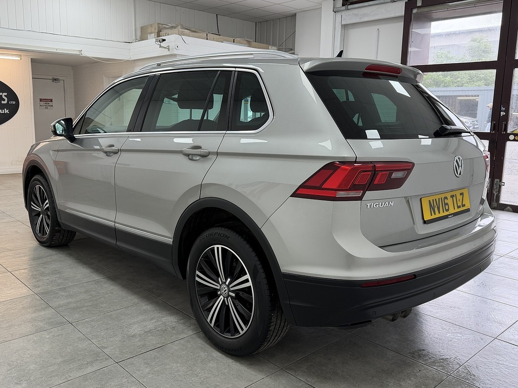 Volkswagen Tiguan Tdi Bluemotion Tech Se Navigation NV16TLZ Silver #6