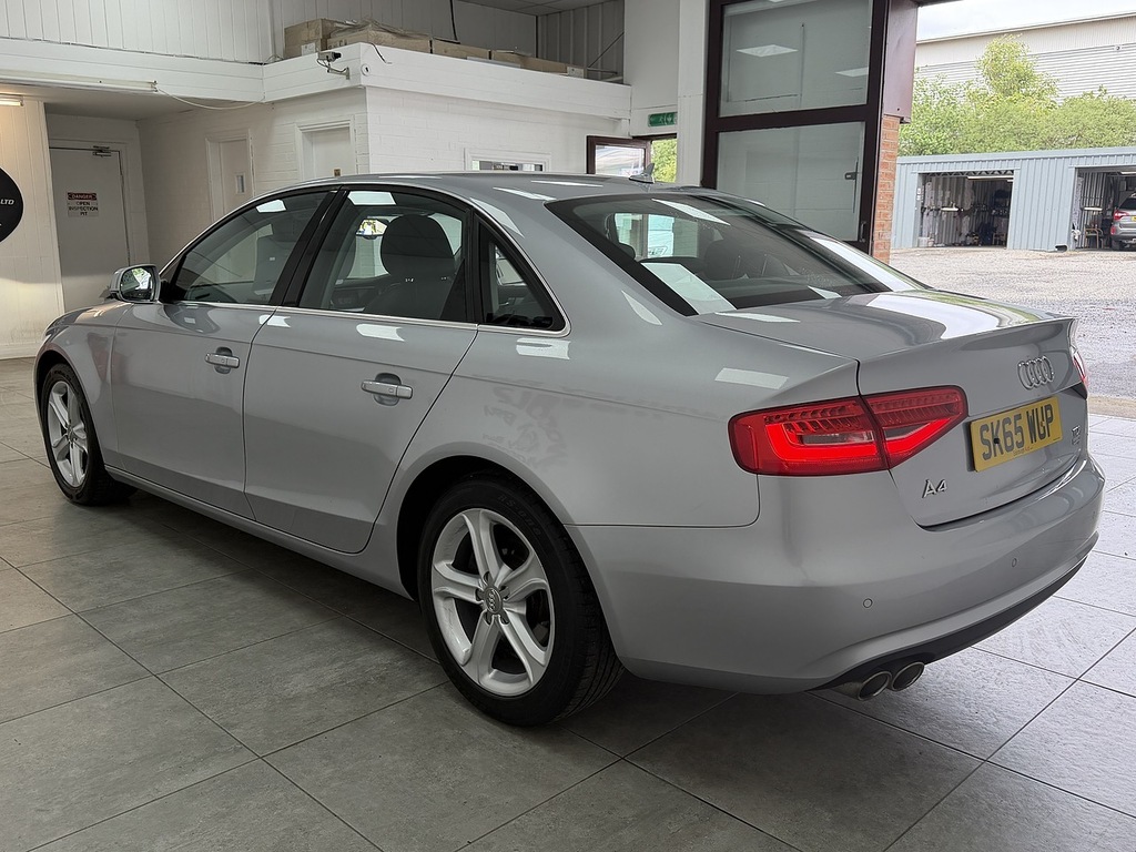 Audi A4 Tdi Ultra Se Technik Silver #6