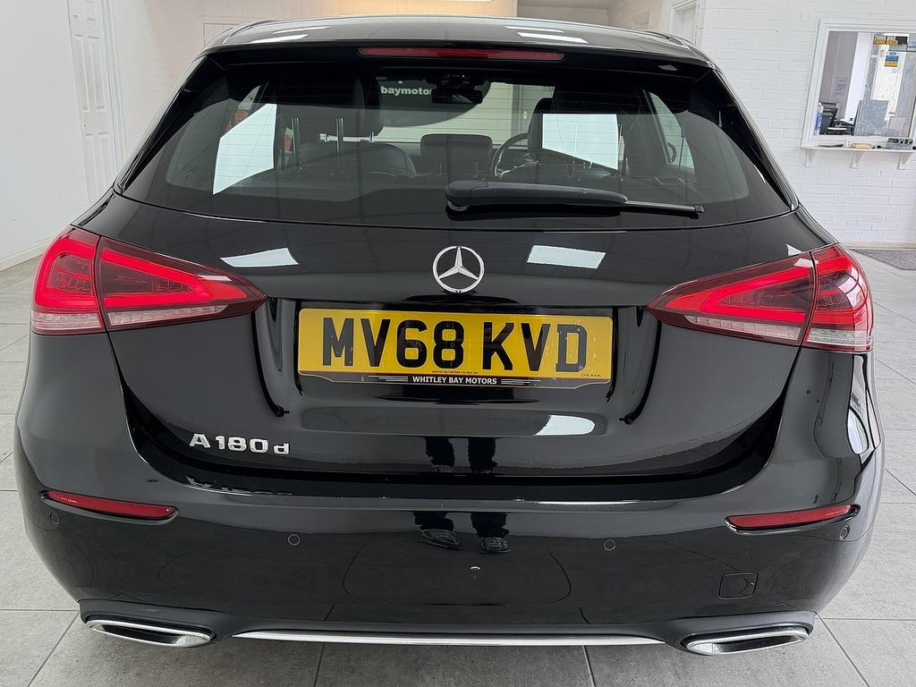 Mercedes-Benz A Class A180d Sport MV68KVD Black #4