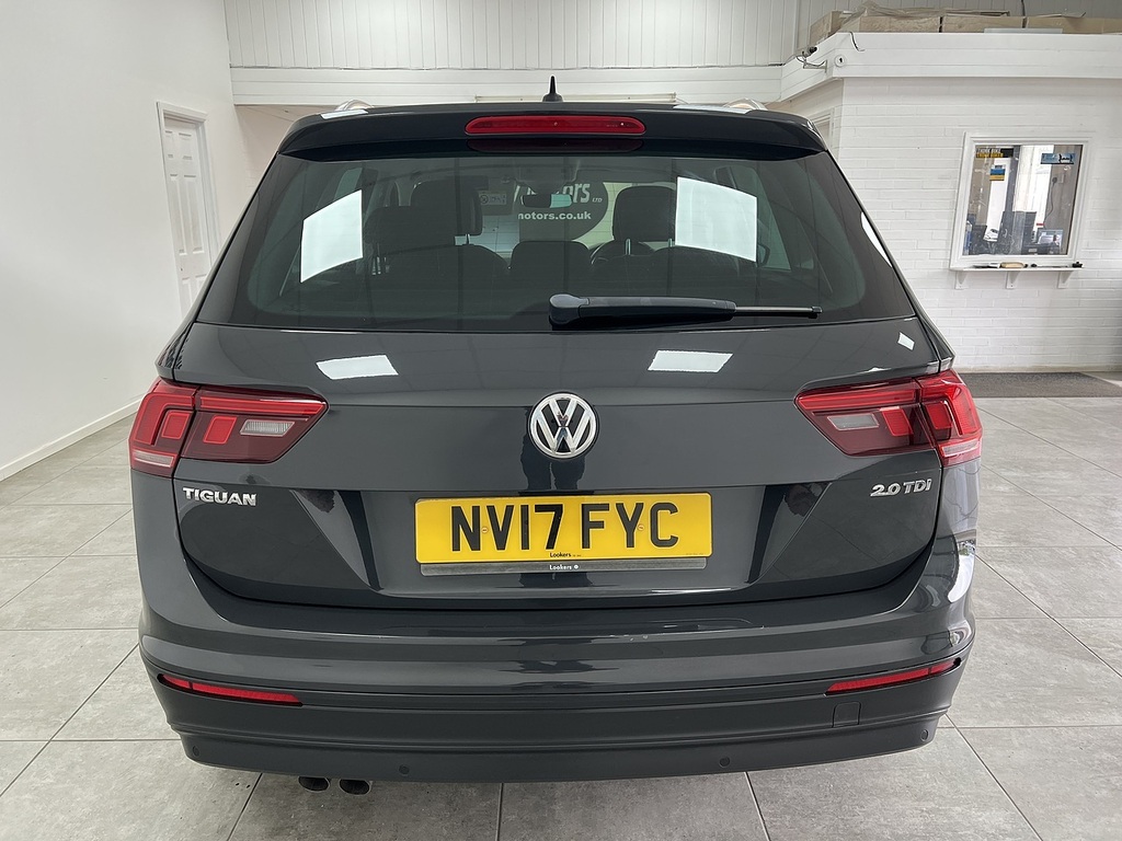 Volkswagen Tiguan Tdi Bluemotion Tech Se Navigation NV17FYC Grey #4