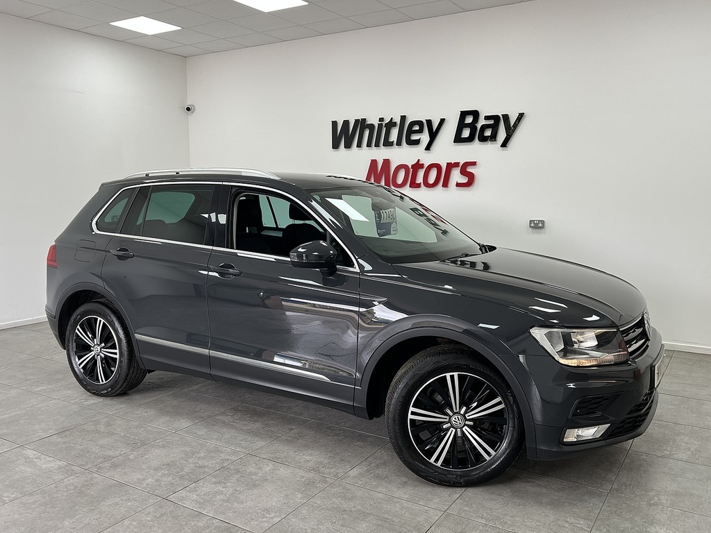 Volkswagen Tiguan Tdi Bluemotion Tech Se Navigation Grey