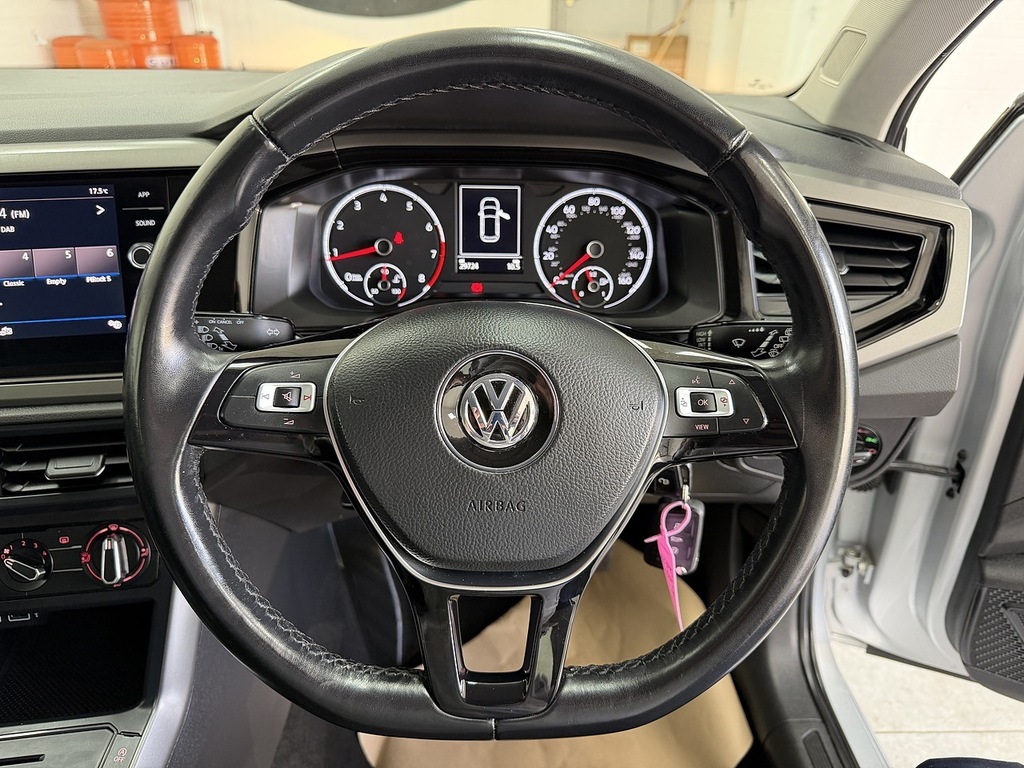 Volkswagen Polo 1.0 Evo Se  #9
