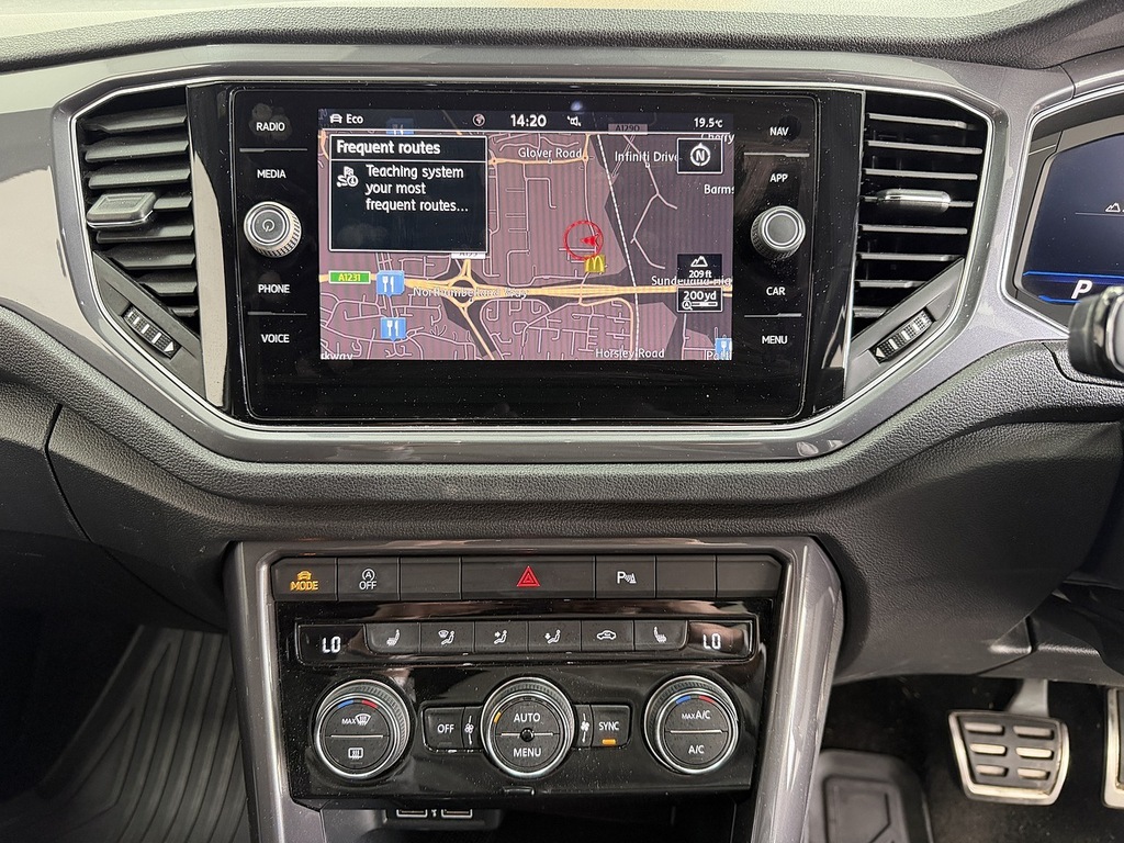 Volkswagen T-Roc 1.6 Tdi Se Hatchback White #11