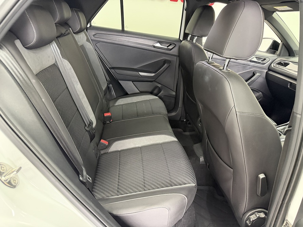 Volkswagen T-Roc 1.6 Tdi Se Hatchback White #18