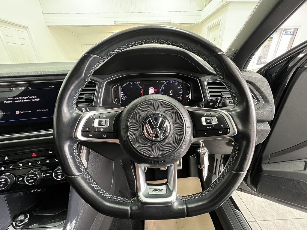 Volkswagen T-Roc Silver #9