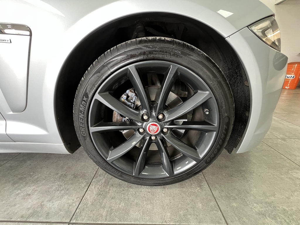 Jaguar XF D Luxury Green #23