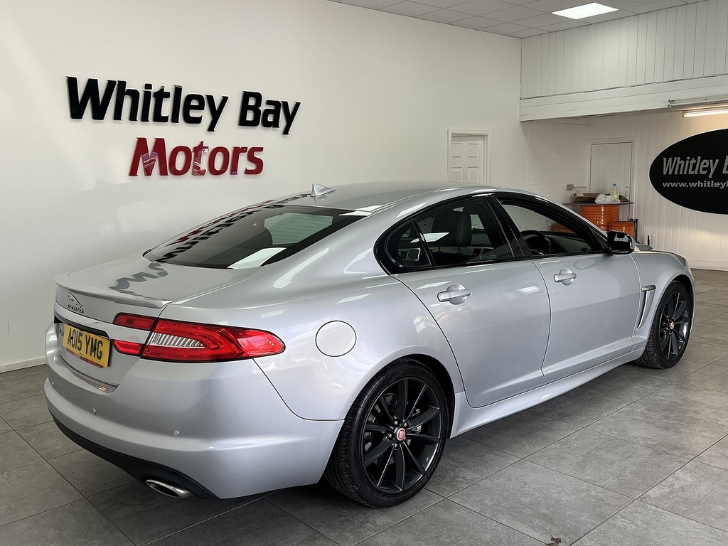 Jaguar XF D R-sport Silver #3