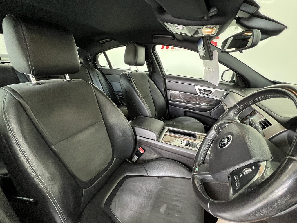 Jaguar XF D Luxury Green #15