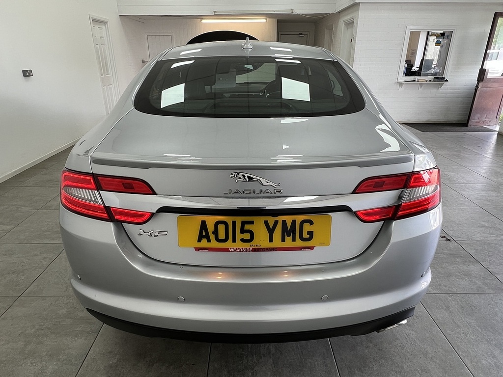 Jaguar XF D R-sport Silver #4