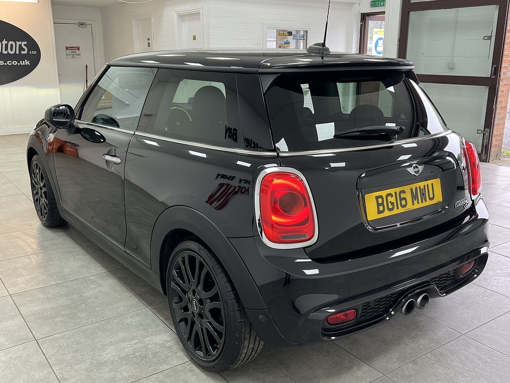 Mini Hatch Cooper Sd Black #5