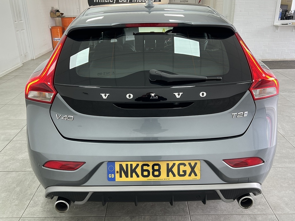 Volvo V40 T2 R-design Nav Plus NK68KGX Grey #4