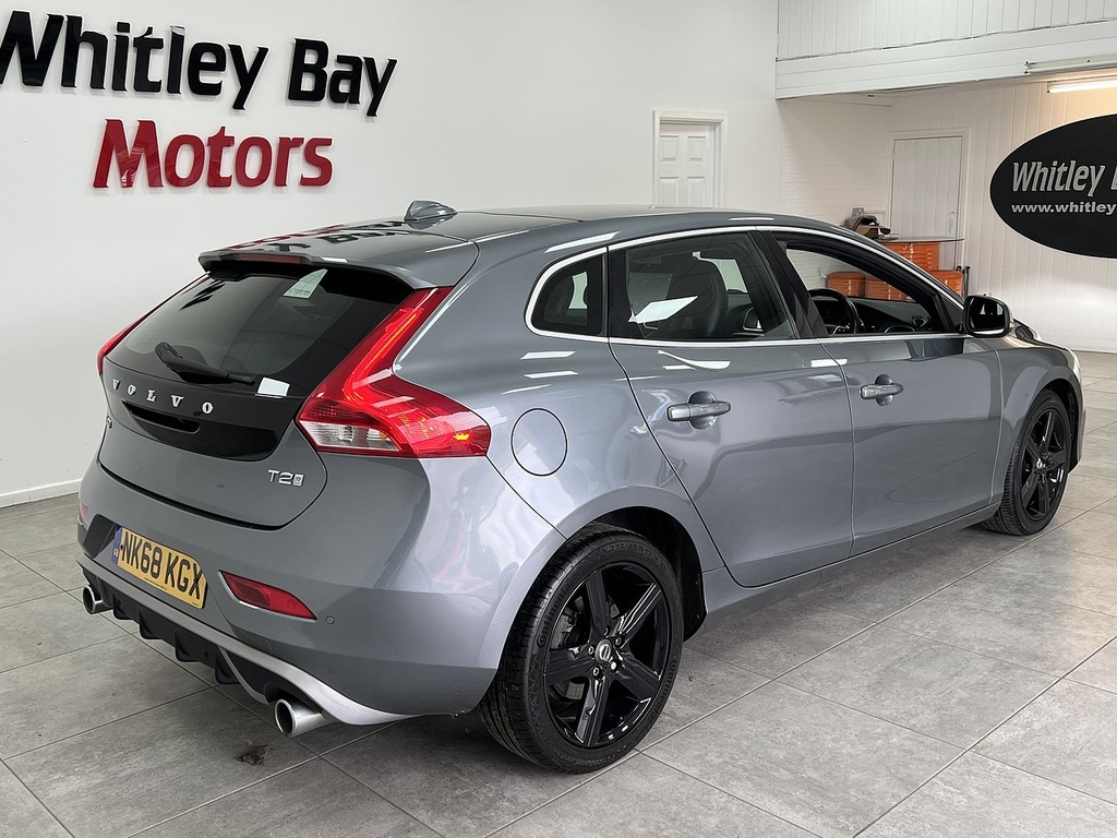Volvo V40 T2 R-design Nav Plus NK68KGX Grey #3