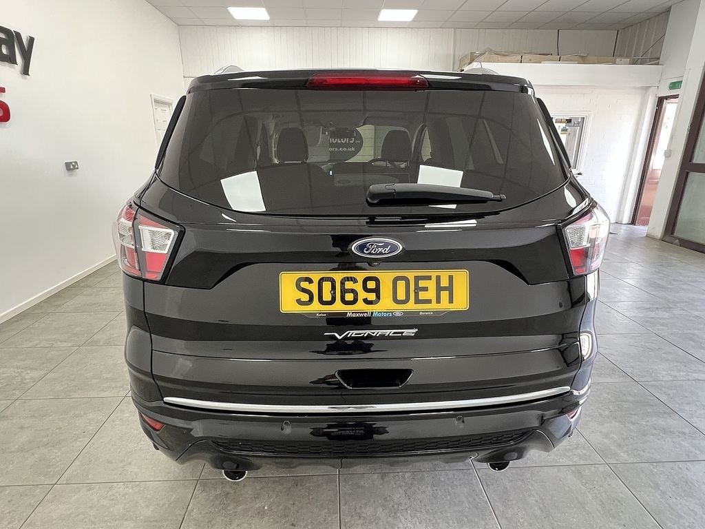 Ford Kuga Tdci Vignale SO69OEH Black #4