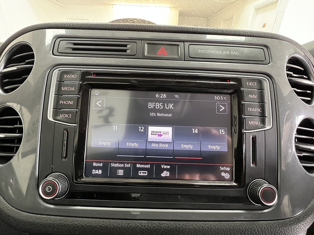 Volkswagen Tiguan 2.0 Tdi Bluemotion Tech Beige #9