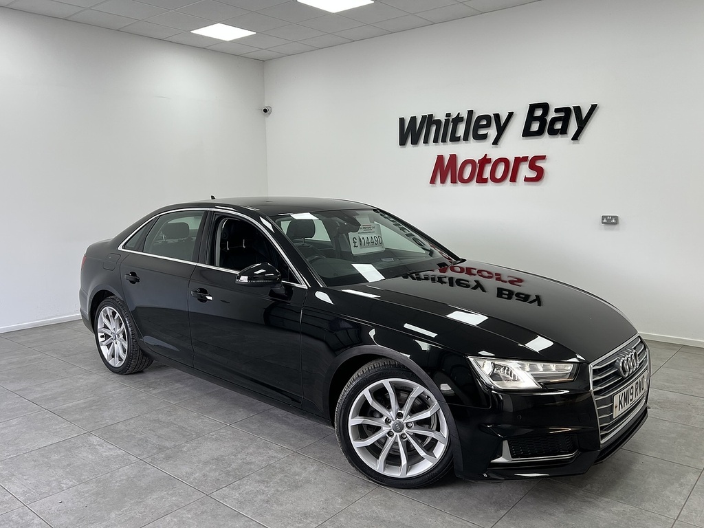 Audi A4 Tfsi Sport Black