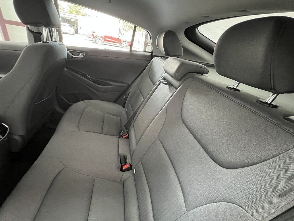 Hyundai Ioniq Premium Ev Grey #17
