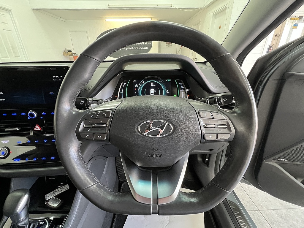 Hyundai Ioniq Premium Ev Grey #9