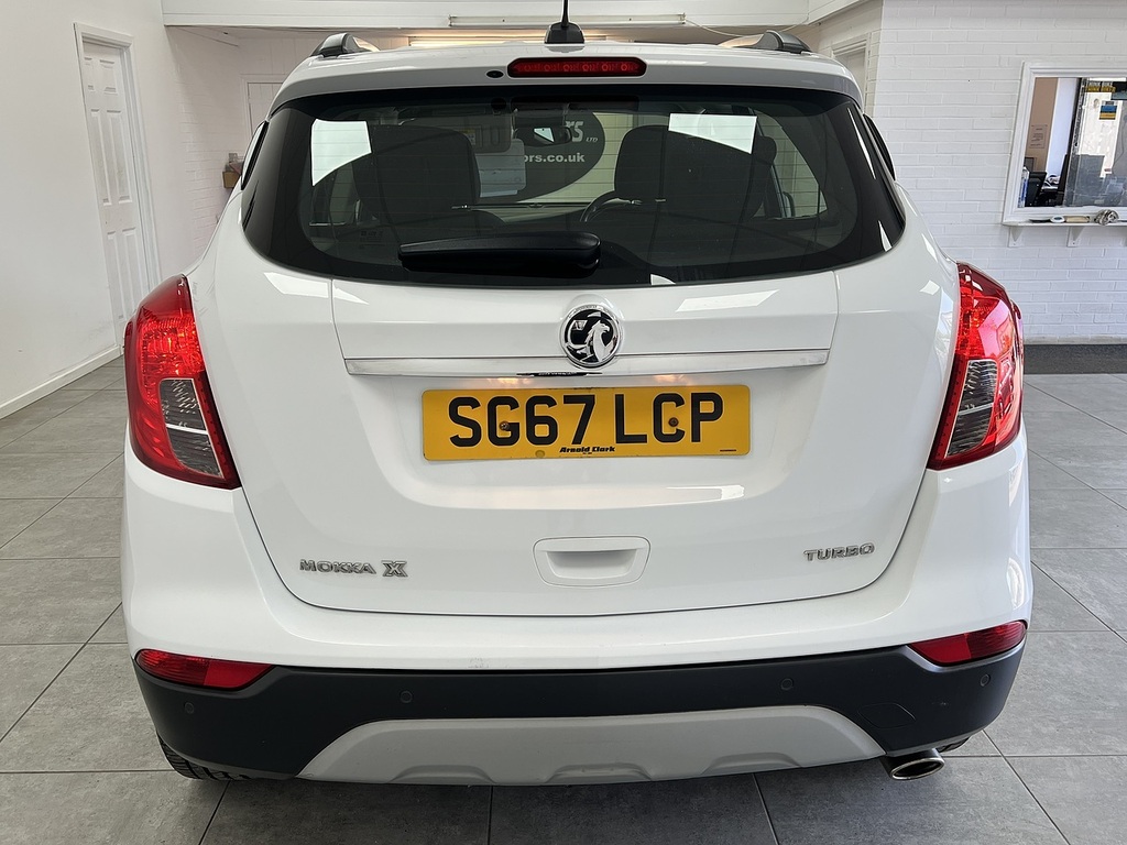 Vauxhall Mokka X I Turbo Design Nav White #4