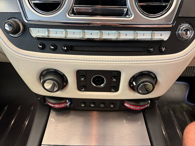 Rolls-Royce Dawn Dawn V12 White #17