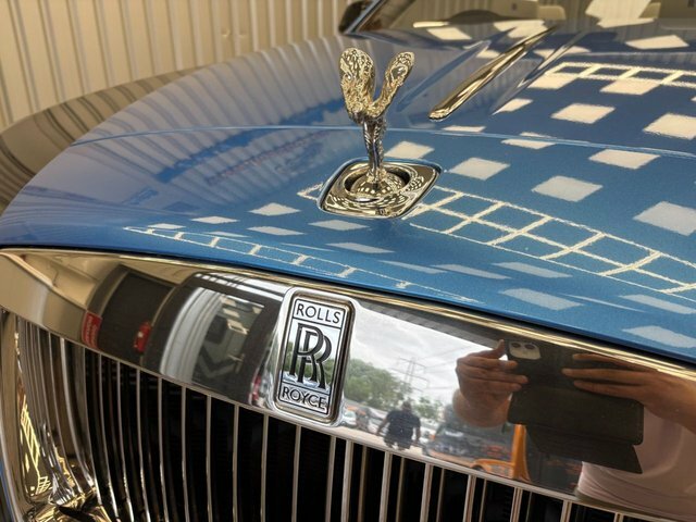 Rolls-Royce Dawn Dawn V12 White #11