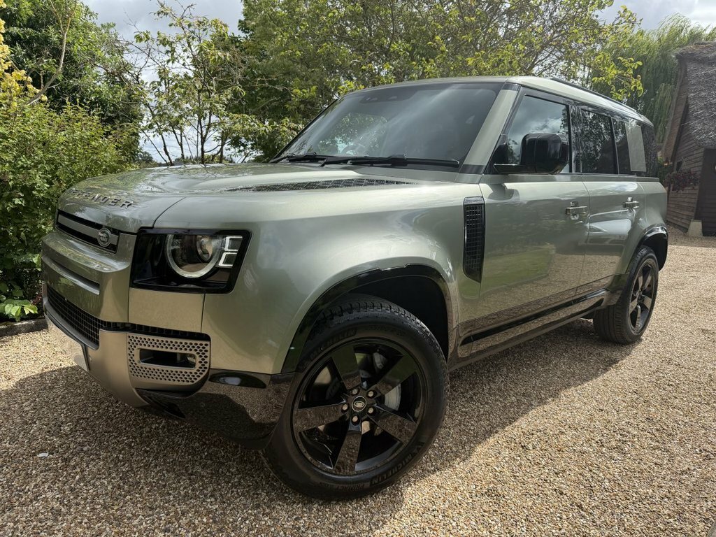 Land Rover Defender 3L X-dynamic Hse Green